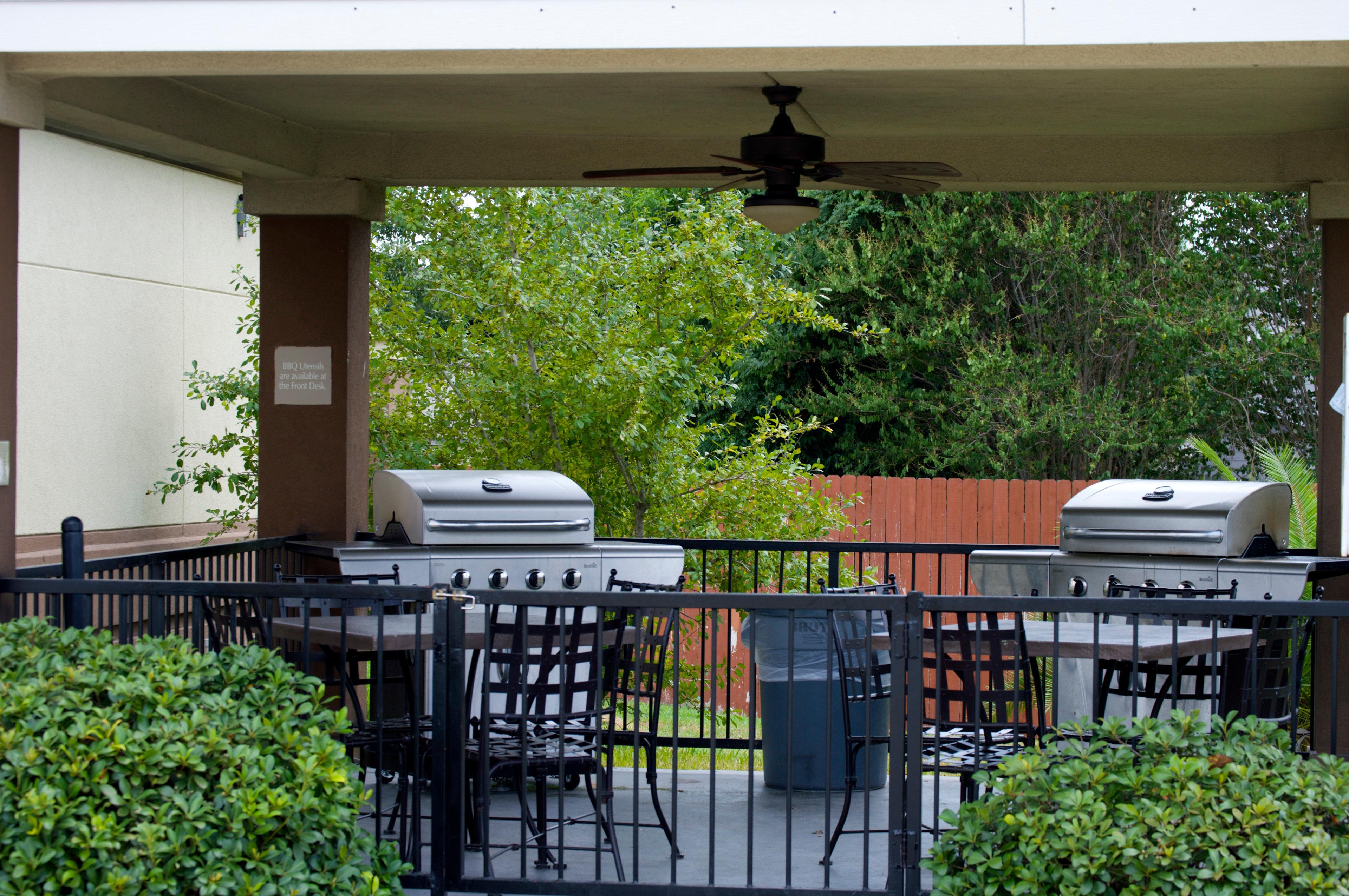 Candlewood Victoria By Ihg Εξωτερικό φωτογραφία