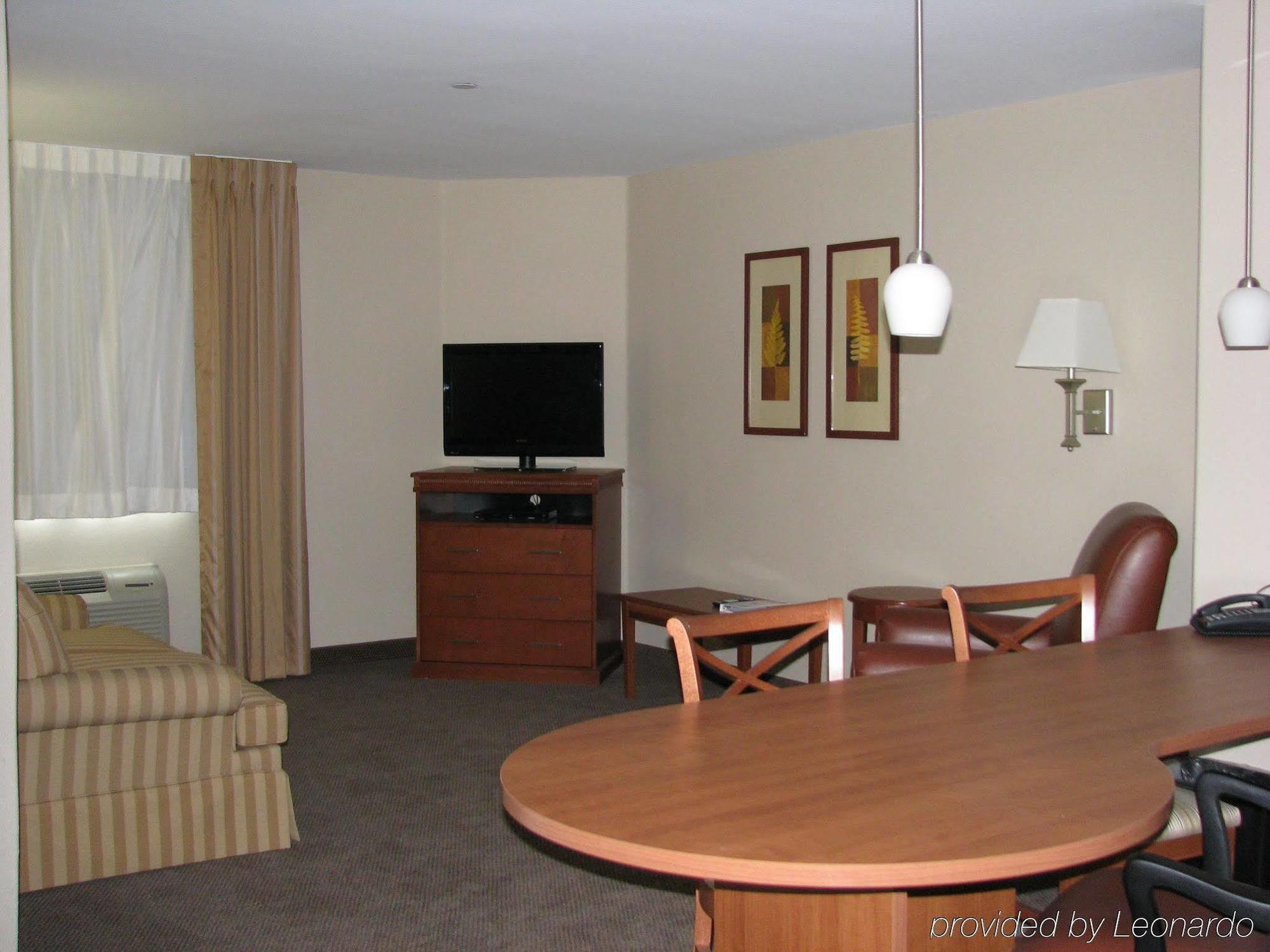 Candlewood Victoria By Ihg Δωμάτιο φωτογραφία