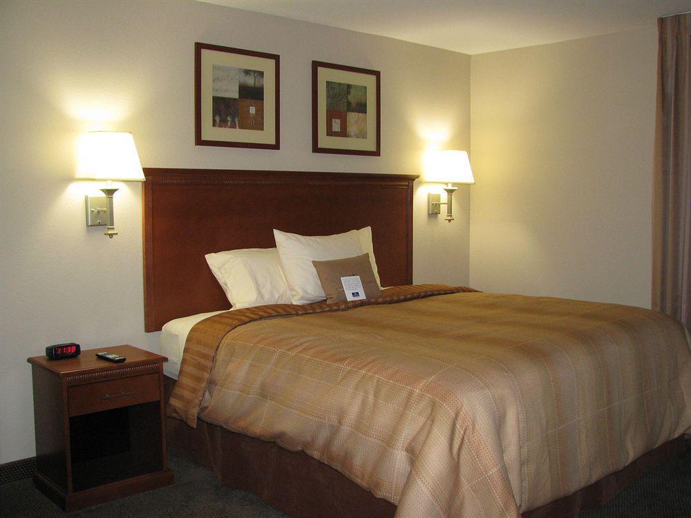 Candlewood Victoria By Ihg Δωμάτιο φωτογραφία